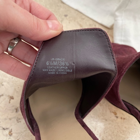 EUC Gorgeous leather peep toe pumps - Picture 4 of 7